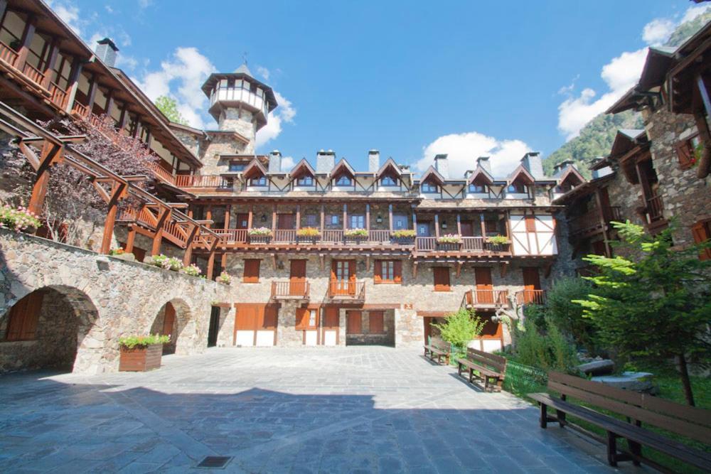 C5 Bordes D'Arinsal, Duplex Rustico Con Chimenea, Arinsal, Zona Vallnord Mas de Ribafeta المظهر الخارجي الصورة